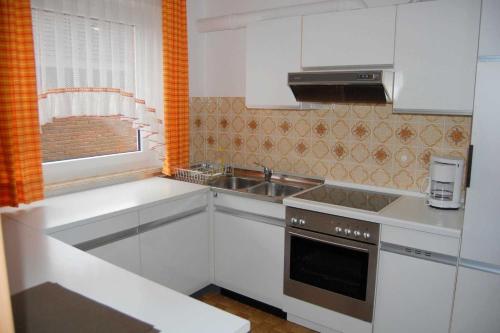 Ferienwohnung Altes Land Familie H in 格呂嫩代