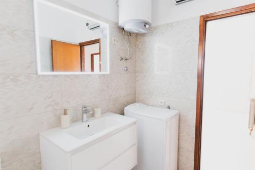 Two-Bedroom Holiday Home image 7