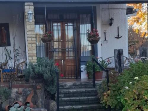 33 On Loop, Flat 4 in 萊迪布蘭德