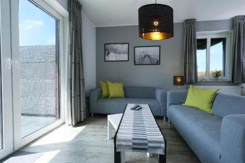 Two-Bedroom Apartment with Terrace room in Neu seit 2023 FeWo No 3 Friesenhuus Carolinensiel
