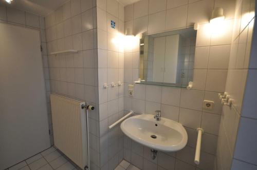 Two-Bedroom House image 2
