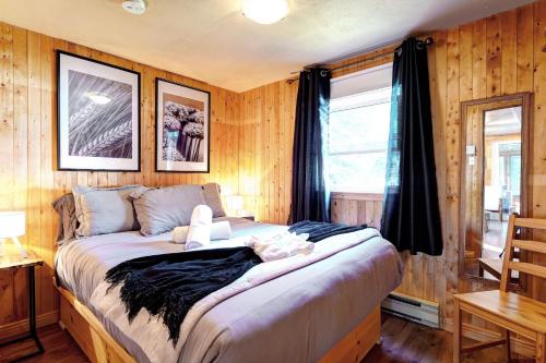 Glamping chalet on campsite Boat Lac Naviguable in 聖米歇爾德聖