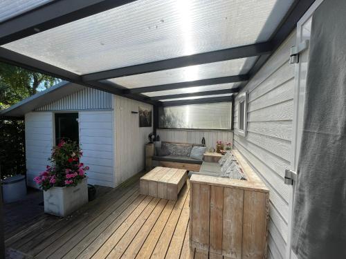 Chalet op Camping in het Drents Friese Wold in Wateren