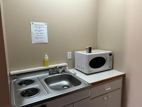 廚房, The King's Motel in 森德雷 (AB)