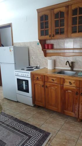 Apartments in Bar Montenegro - image 2