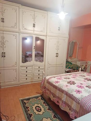 Room for rent, Il Cairo