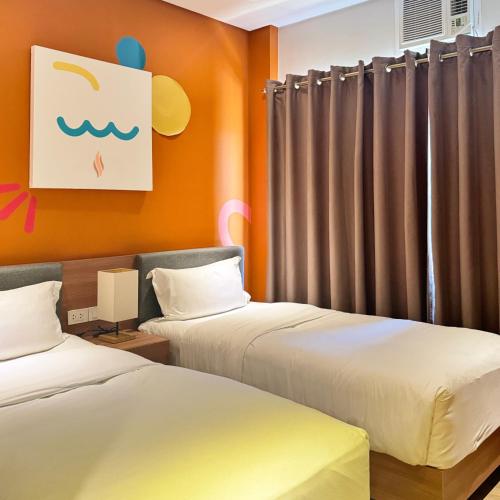 Luxebridge Hotel Room Type - Deluxe Twin Room