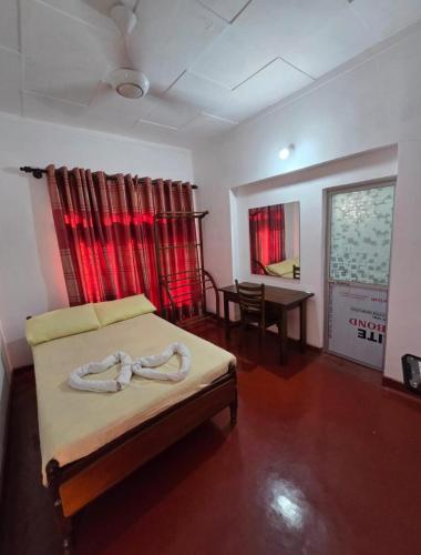 1 Four 3 Guest in Hanwella