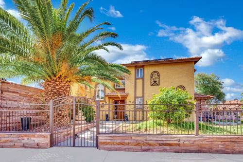 Villa Juan BR Private Entry Pool Spa BBQ Free Parking, Las Vegas (photo 5)
