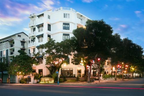 ホイアン ゴールデン ホリデーショテル & スパ