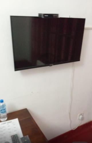 1 Four 3 Guest in Hanwella