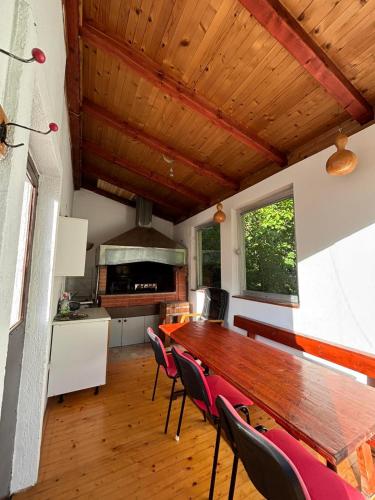 Létesítmények, Boracko jezero vikendica Ka&No in Jezero