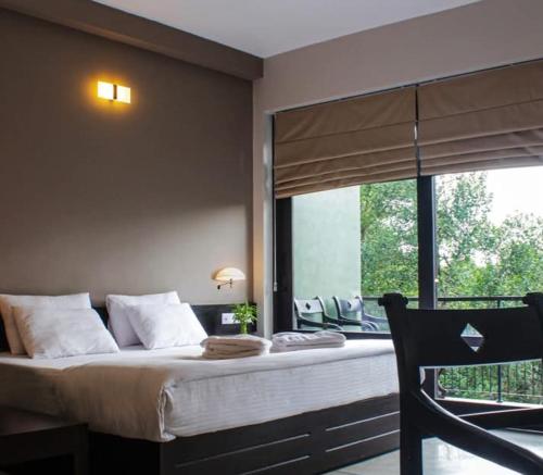 Eco view Lodge, Hingurakgoda in ويراجانثوتا