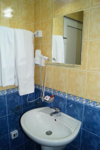 Hotel Kardjali - image 7