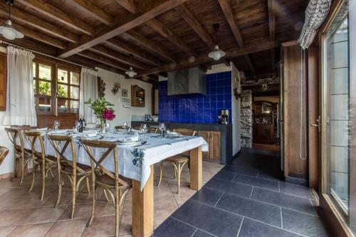 Létesítmények, Casa Pineiro in Monfero