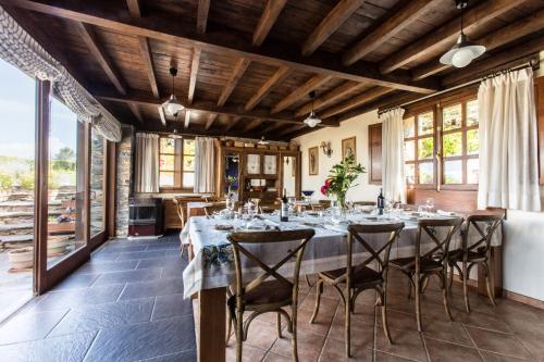 Létesítmények, Casa Pineiro in Monfero