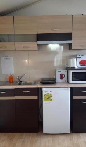 3SYS Apartment 401 in Kalliteros