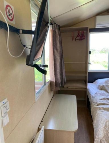 3SYS Apartment 401 in Kalliteros