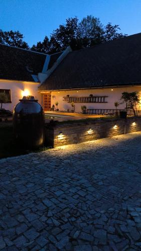 Resort Biskupský Dvůr (Resort Biskupsky Dvur) in Pluhův Žďár