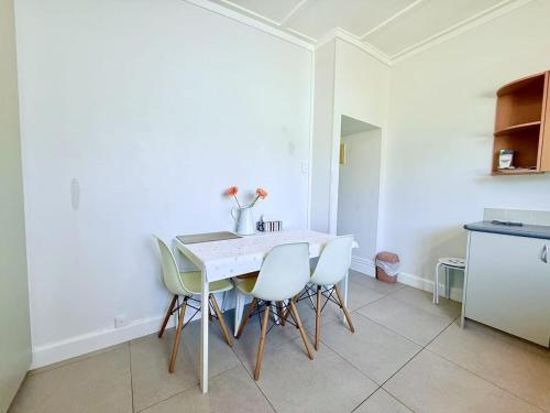 4Brm1Bath - heart of Mt Eden in Mount Roskill