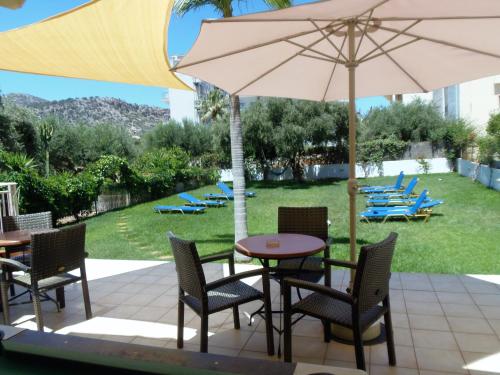 Emerald Hotel - image 9