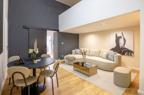 Crystal Cove & Cozy Apartment in the Center of BP, Budapest