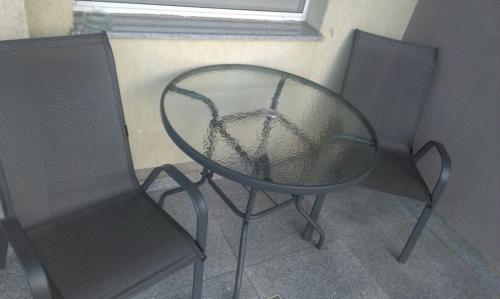 Studio Apartment image 6