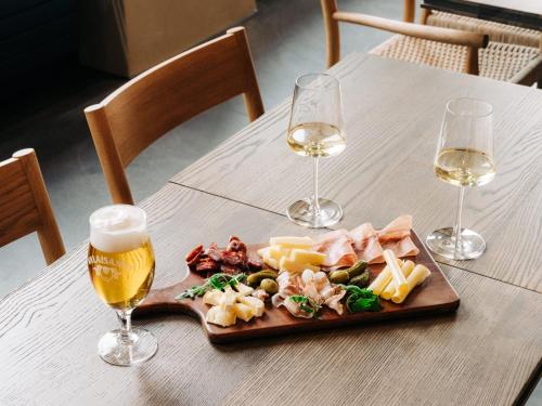 Comida y bebida, KURVE Apartments & Lounge in Adelboden