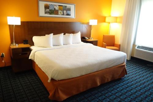 Country Inn & Suites by Radisson Phoenix Airport AZ - image 9