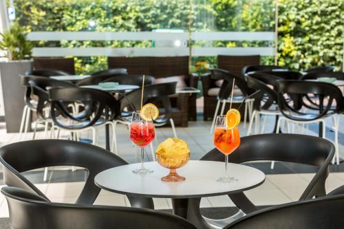 Hotel Carinthia - image 13