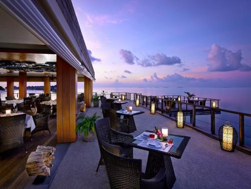 Restaurant, Dusit Thani Maldives –  Mudhdhoo Island, Baa Atoll in Baa Atoll