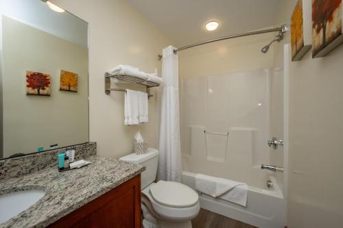 B105 One Bedroom Lake View thumb 4