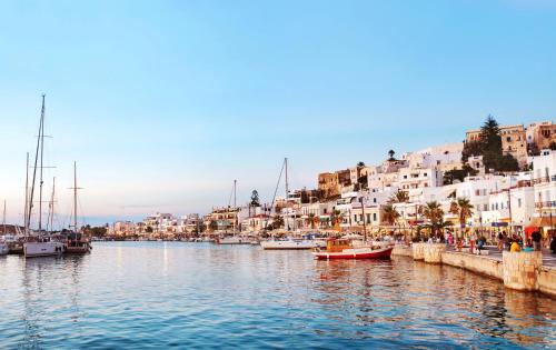 Prelude 2BR Apartment Naxos Town Center Near Beach