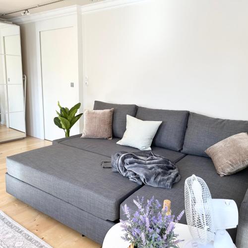 bella casa - Business&Family, Messe Flughafen in 5 min, SmartTV, Netflix, Waschmaschine, 24h Checkin in بليينينغن