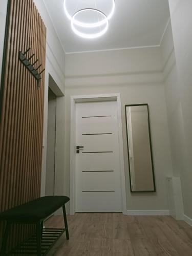 Apartament z Widokiem, wygodny Apartament z sypialnią, kuchnią i salonem, 47m2, bezpłatny garaż, Breslau (Foto 8)