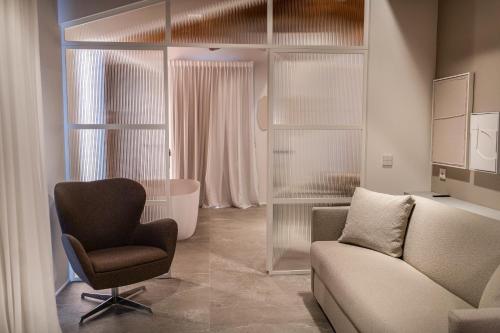 Junior Suite image 6