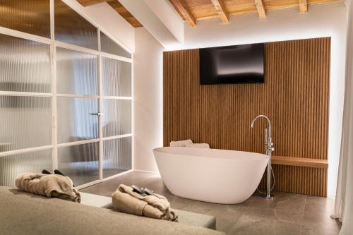 Junior Suite image 1