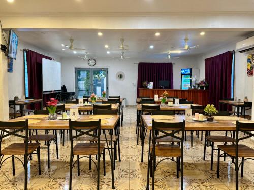 ห้องอาหาร, Motel Ever Rest near สนามบินนานาชาติแจ็คสัน