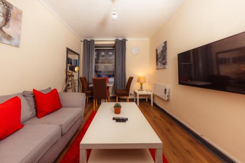 In the Heart of the Old Town Apartment