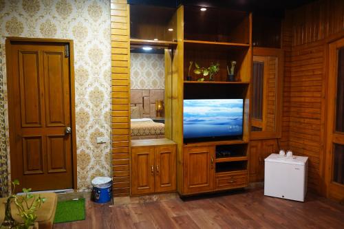 Deluxe Double or Twin Room image 5