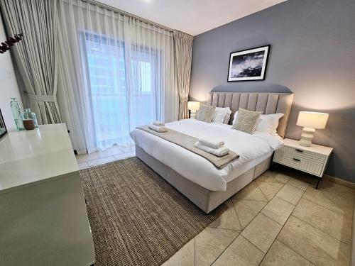 Spacious 1-BR close to Barasti Beach and Marina Walk, Dubai (photo 3)