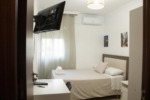 habitación o dormitorio acogedor, buena conexion, Sevilla (Foto 9)
