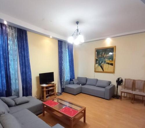Historic 1BR stay by Opera House, Riga