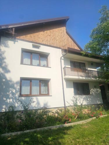 Pensiunea Dealul Leahului in Putna