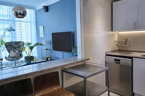 Luxury Dubai Marina Apt with large balcony, Dubaj (zdjęcie 9)