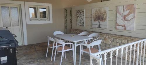 Imerolia House, Kassiopi (fotografie 4)