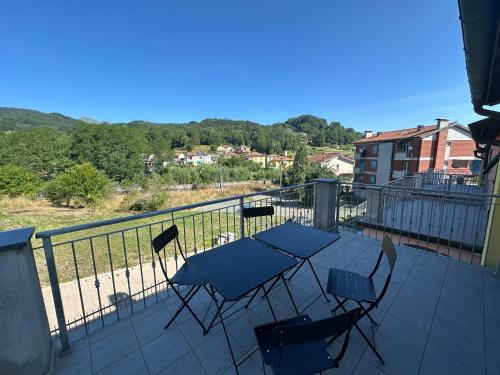 陽台/露台, La chicca del Vara in 瓦雷塞利古雷