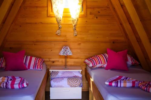 Rooms & Glamping Lana Haus in Ličko Petrovo Selo