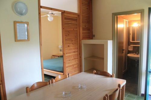 ALIMINI 2 - Casa a 100 mt dal mare- House 100 meteres of the sea in แซรา อลิมินิ