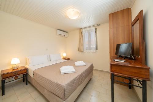 MAKIS VILLAGE-APARTMENTS 5